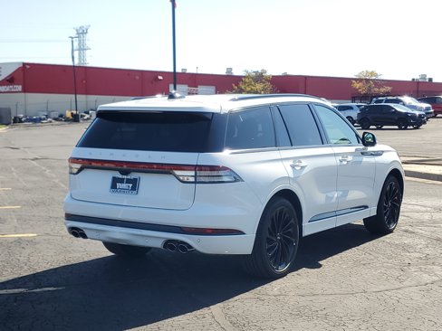 New 2025 Lincoln Aviator Reserve w/ Equipment Group 201A image 4