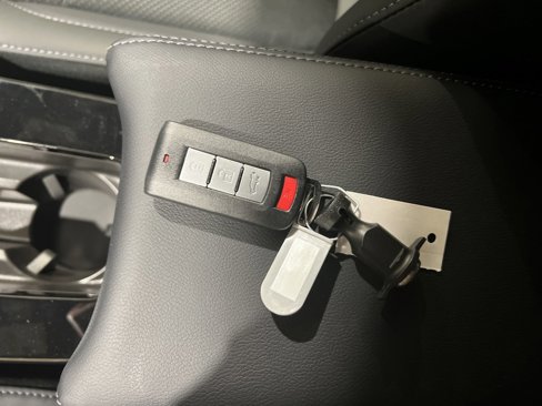 New 2025 Mitsubishi Eclipse Cross Black Edition image 24
