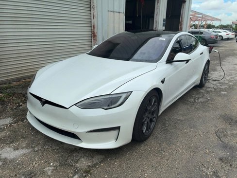 Used 2023 Tesla Model S image 1