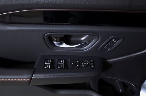 Certified 2025 Honda Pilot TrailSport image 19