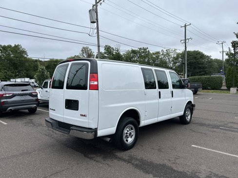 Used 2023 GMC Savana 2500 w/ Driver Convenience Package image 9