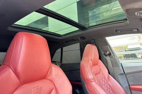 Used 2022 Audi SQ8 Premium Plus w/ Towing Package image 18
