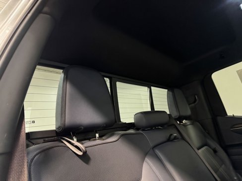 Used 2024 Chevrolet Silverado 1500 High Country image 15