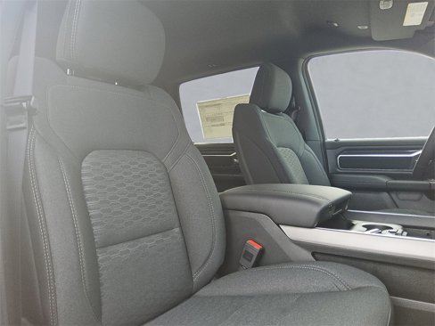 New 2026 RAM 1500 2WD Crew Cab image 30