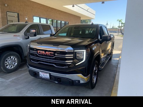 Certified 2025 GMC Sierra 1500 SLT w/ SLT Premium Package image 1
