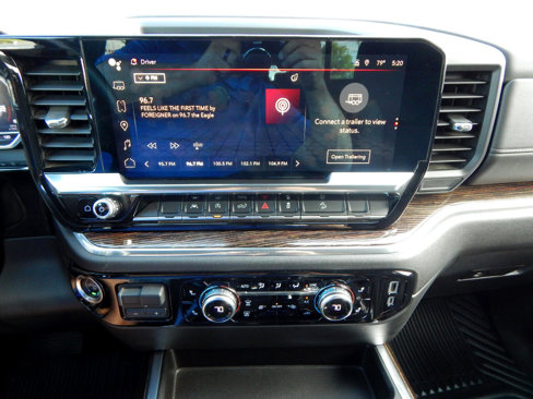 Used 2024 GMC Sierra 1500 Elevation w/ Preferred Package image 10