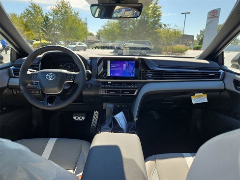 New 2026 Toyota Camry SE image 7