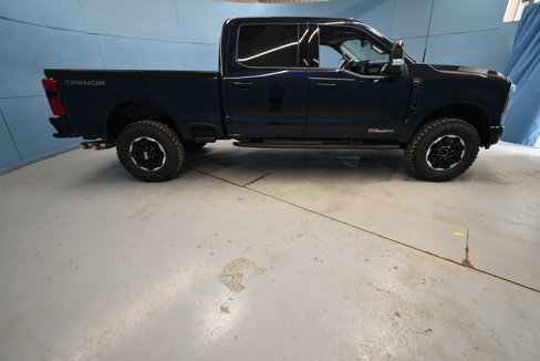 New 2025 Ford F250 Lariat w/ Lariat Ultimate Package image 34