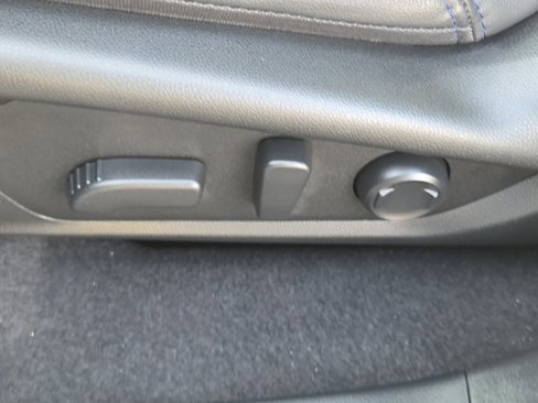 Certified 2025 Subaru Forester Limited image 15