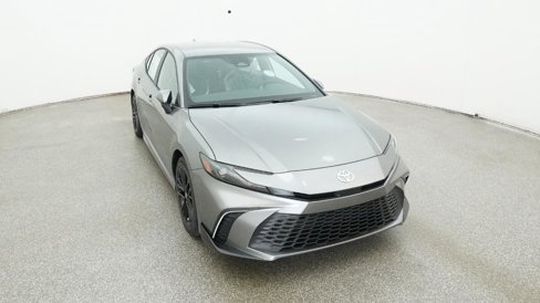 New 2026 Toyota Camry SE image 14