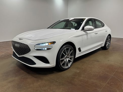 Used 2025 Genesis G70 2.5T image 39