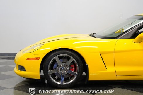 Used 2008 Chevrolet Corvette Coupe w/ Preferred Equipment Group image 23