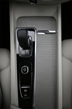 Used 2025 Volvo S60 B5 Plus w/ Climate Package image 10