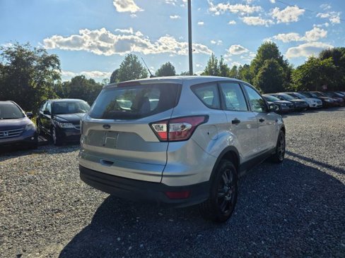 Used 2018 Ford Escape S image 5