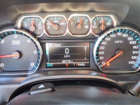 Used 2018 Chevrolet Silverado 1500 LT w/ All Star Edition image 21