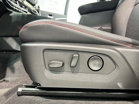New 2025 Chevrolet Colorado Z71 w/ Technology Package image 14