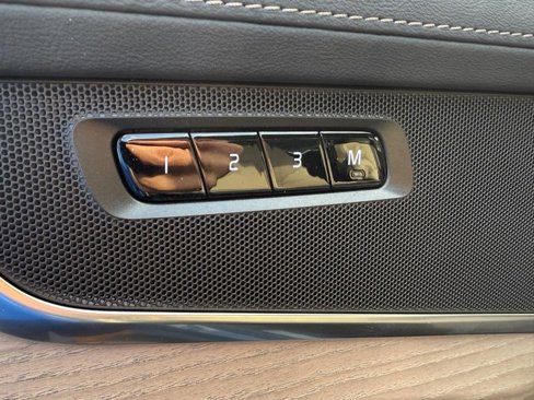 New 2026 Volvo XC90 T8 Plus image 10