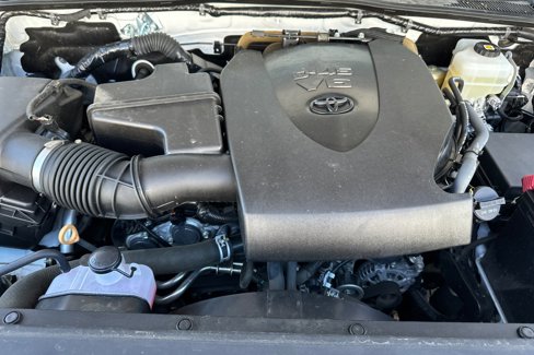 Used 2021 Toyota Tacoma TRD Off-Road image 49