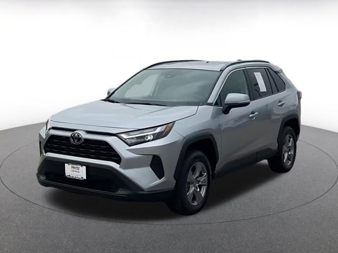 Used 2025 Toyota RAV4 XLE image 7