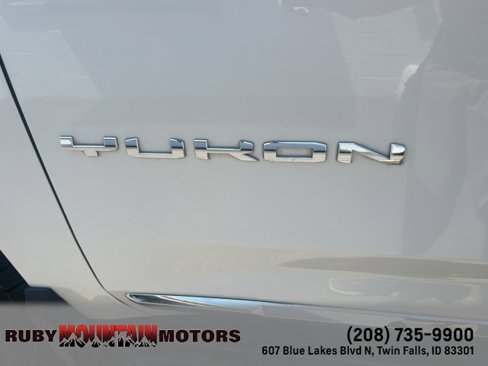 Used 2022 GMC Yukon SLT w/ SLT Premium Package image 18