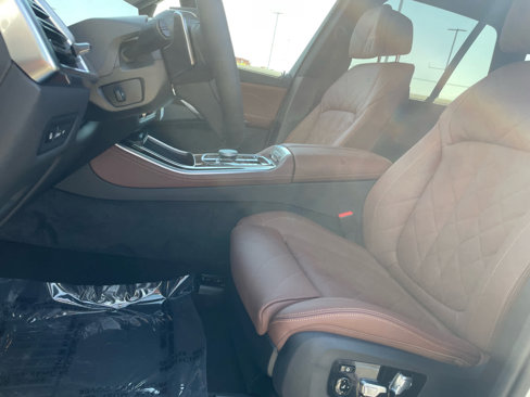 New 2026 BMW X5 xDrive50e w/ Climate Comfort Package image 7