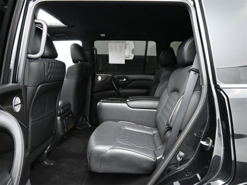 Used 2024 INFINITI QX80 Sensory image 21