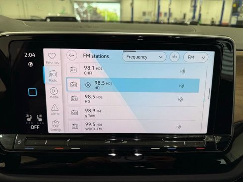 Certified 2024 Volkswagen Atlas SE image 16