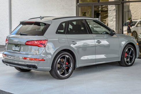 Used 2020 Audi SQ5 Premium Plus w/ Premium Plus Package image 9