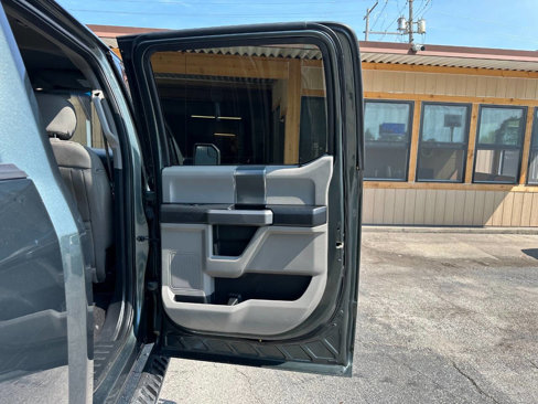 Used 2018 Ford F150 XLT w/ Equipment Group 302A Luxury image 16
