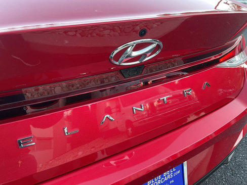 Used 2023 Hyundai Elantra SEL w/ Convenience Package image 19