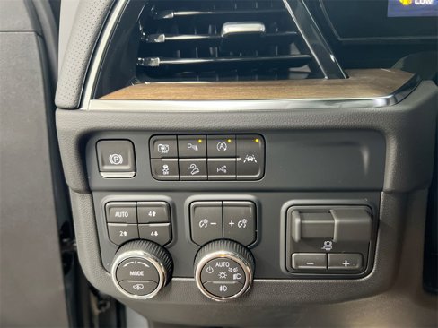 New 2026 Chevrolet Tahoe High Country image 18
