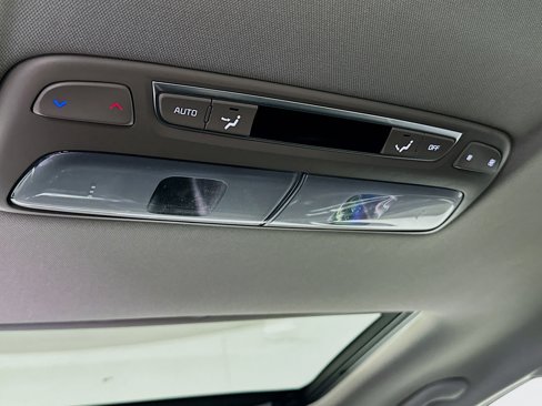 Used 2025 Kia Telluride S image 29