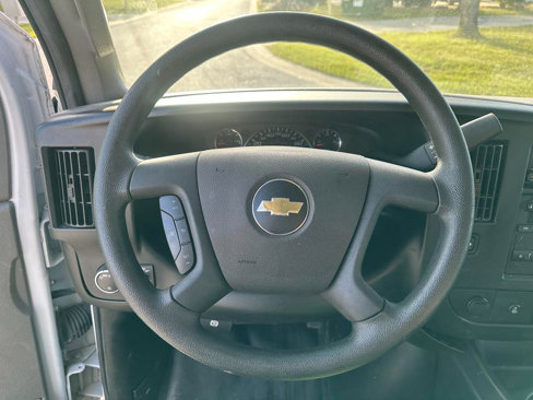 Used 2022 Chevrolet Express 2500 w/ Driver Convenience Package image 16