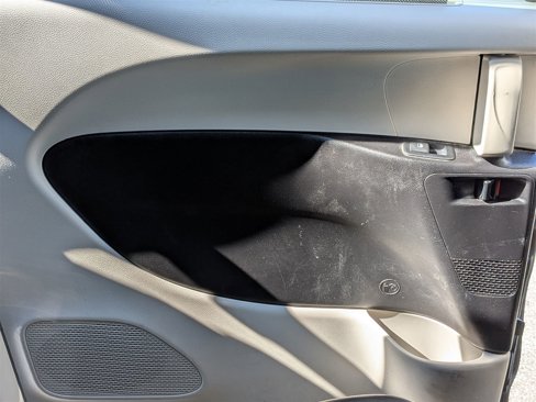 Used 2019 Chrysler Pacifica Touring-L image 26