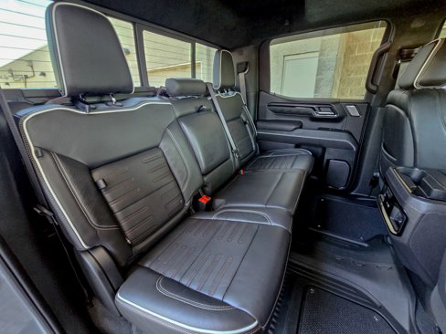 Used 2024 GMC Sierra 1500 AT4X image 33