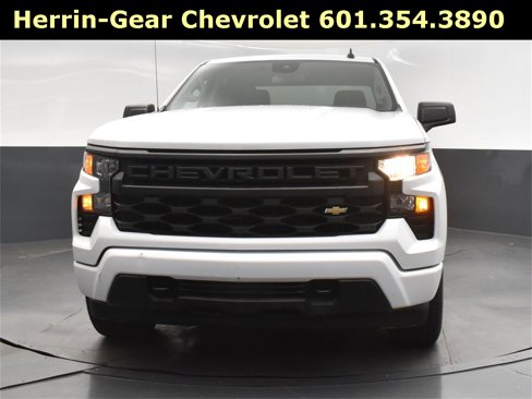 Used 2023 Chevrolet Silverado 1500 Custom image 10