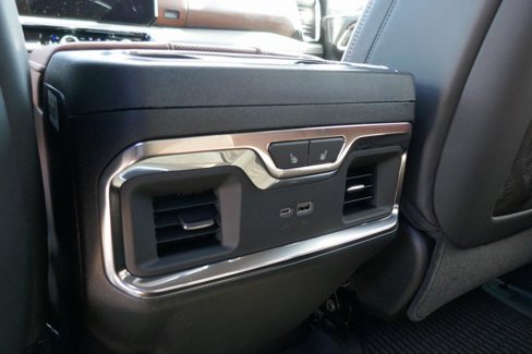 New 2026 GMC Sierra 2500 Denali Ultimate image 15
