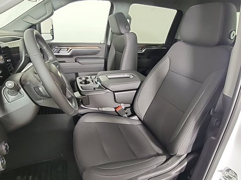 New 2026 Chevrolet Silverado 2500 LT image 17