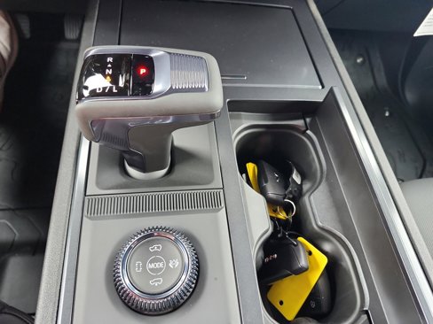 New 2026 GMC Hummer EV SUV image 19