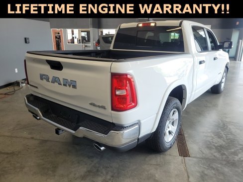 New 2025 RAM 1500 Big Horn image 12