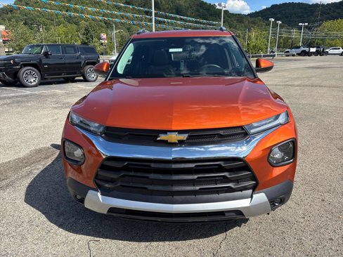 Used 2022 Chevrolet TrailBlazer LT w/ Sun and Liftgate Package image 8