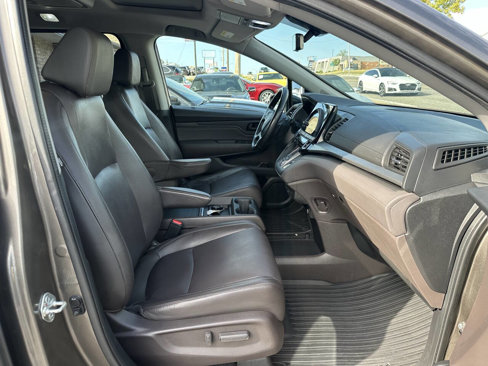 Used 2018 Honda Odyssey Touring image 11