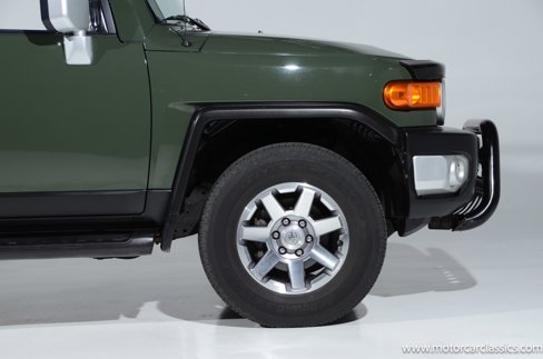 Used 2014 Toyota FJ Cruiser 4WD image 13