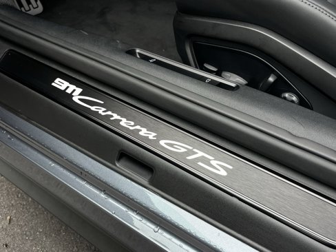 Certified 2025 Porsche 911 Carrera GTS image 18