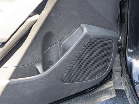 Used 2024 Toyota Corolla Cross LE image 15
