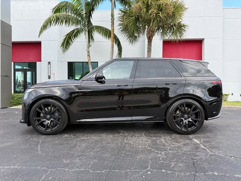 Used 2024 Land Rover Range Rover Sport image 14