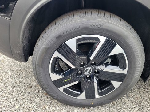 New 2025 Nissan Kicks SV w/ SV Premium Package image 10