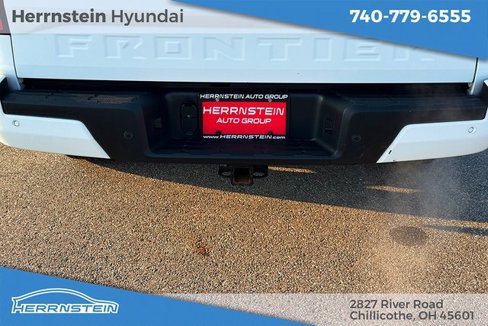 Used 2024 Nissan Frontier SV w/ SV Convenience Package image 34