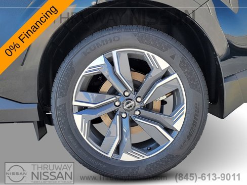 New 2025 Nissan Murano SL image 14