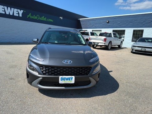 Used 2022 Hyundai Kona SEL w/ Cargo Package image 8